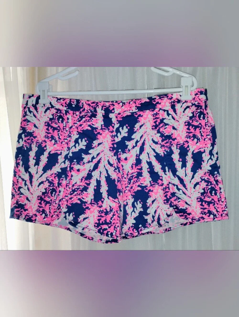 Lilly Pulitzer Women's Beyond The Sea Hazelle Stretch Shorts Size 14 navy preppy